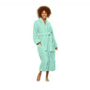 NWT plush aqua bathrobe— Long
